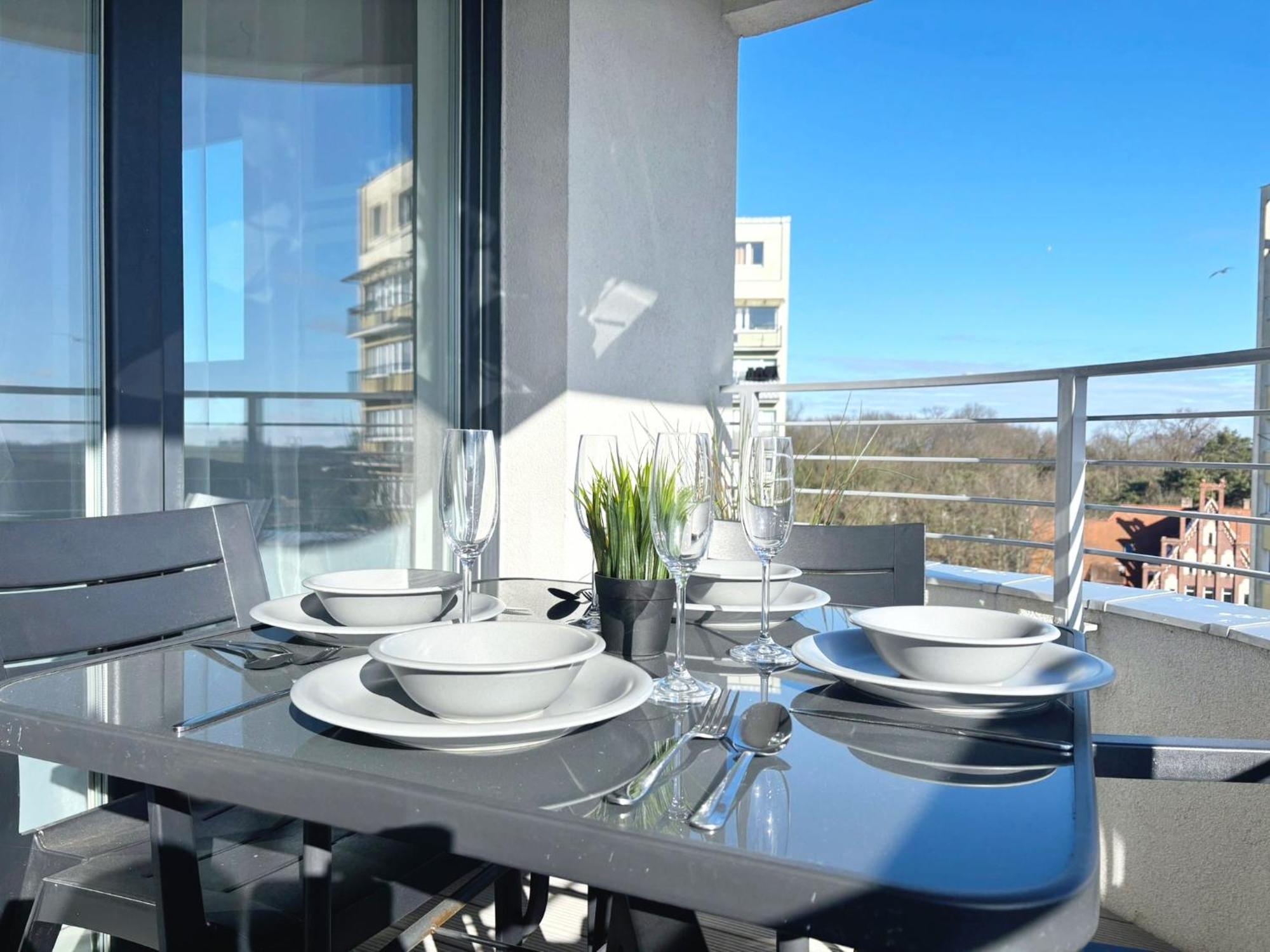 Sun Towers - Apartamenty Bryza - Apartamenty Z Parkingiem Swinoujscie Exterior photo