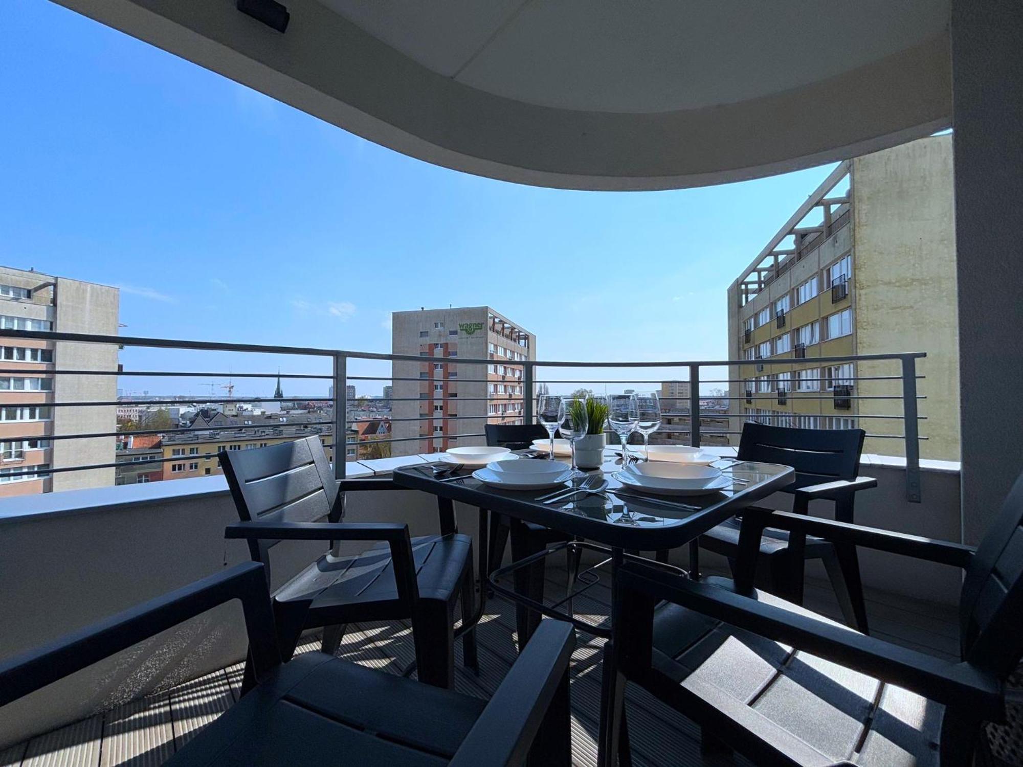 Sun Towers - Apartamenty Bryza - Apartamenty Z Parkingiem Swinoujscie Exterior photo